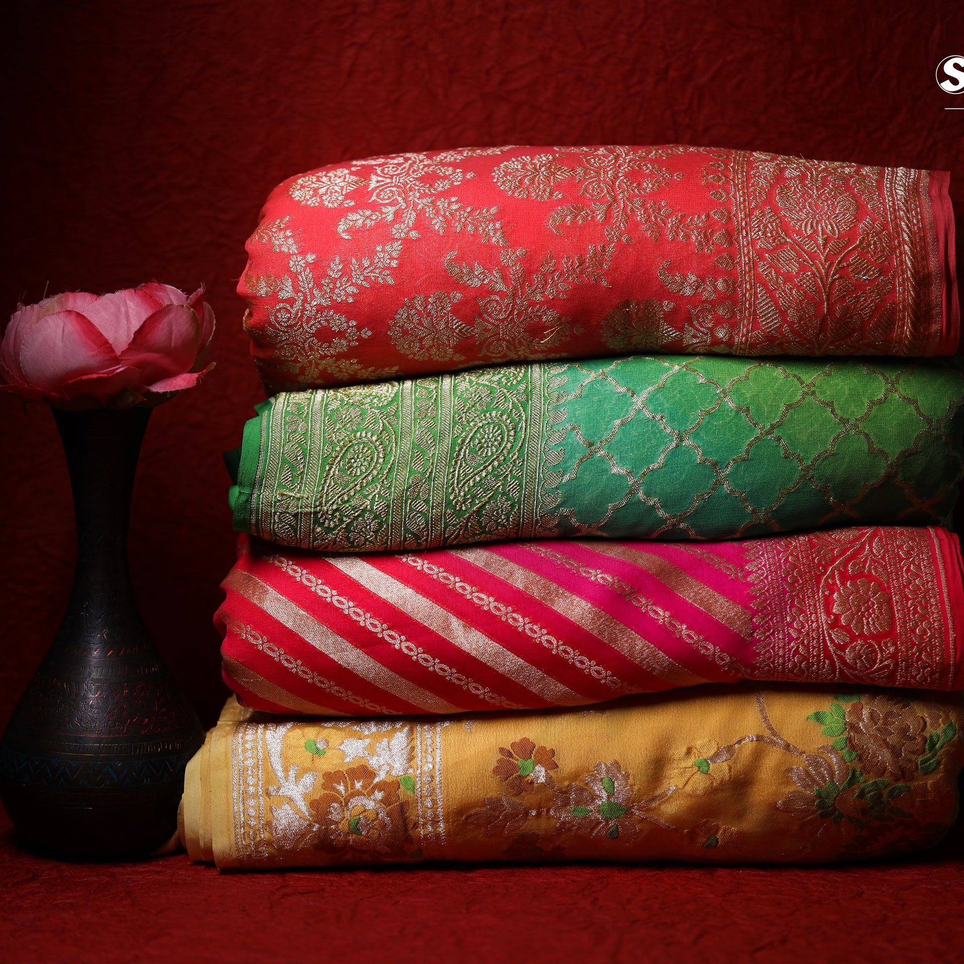 Elegance Personified: Choosing the Perfect Saree for Mother's Day