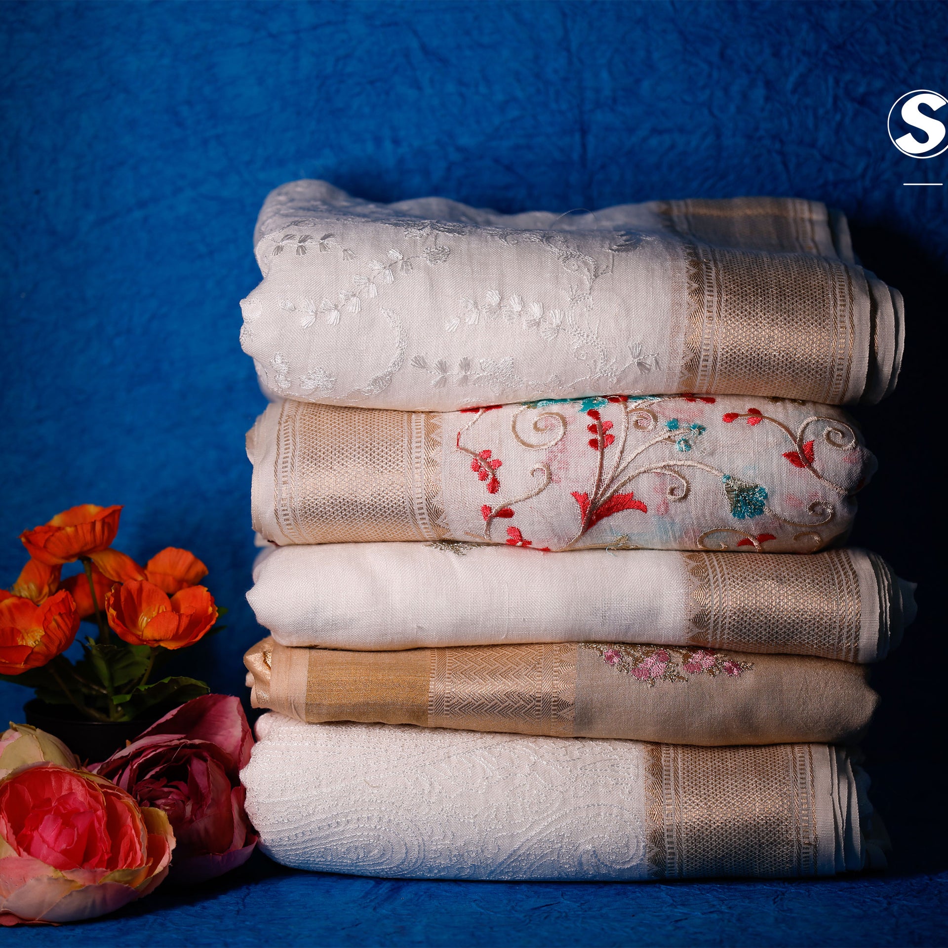 Celebrate Teacher's Day with Elegant Saree Gifts and Styling Tips