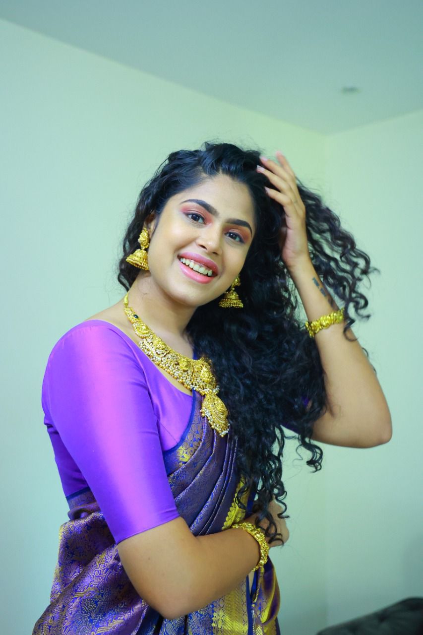 Style Like Celebrity, Faria Abdulla - Premium Sarees by Singhania's