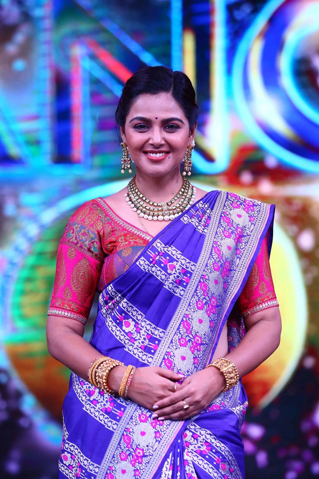 Style Like Celebrity, Monal Gajjar - Premium Sarees Online