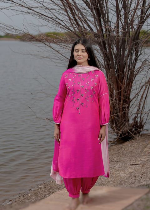 <img> Pink And White Cotton Kurta Set With Hand Embroidery