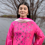 Pink And White Cotton Kurta Set With Hand Embroidery