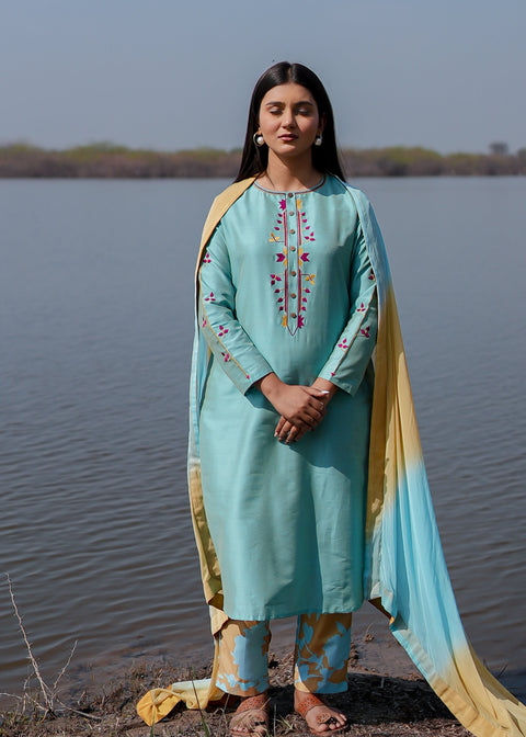 <img> Blue Cotton Kurta Set With Hand Embroidery