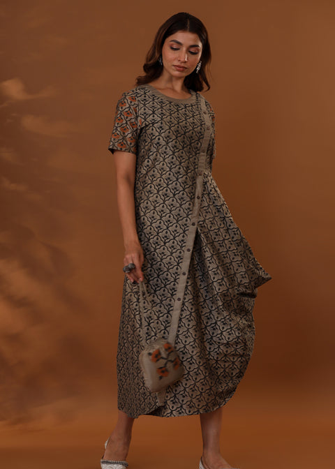 <img> Brown Handcrafted One Side Drape Cotton Silk Chola Dress