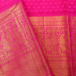 Mint Greeen Kanjivaram Silk Saree With Contrast Border