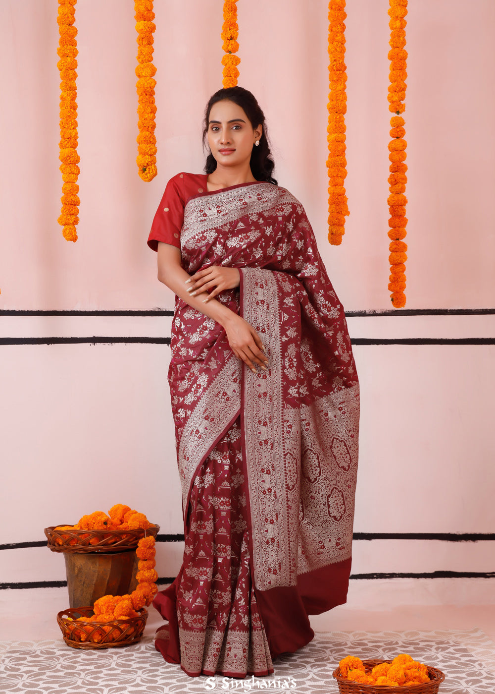 Maroon Pink Banarasi Silk Saree With Floral Design