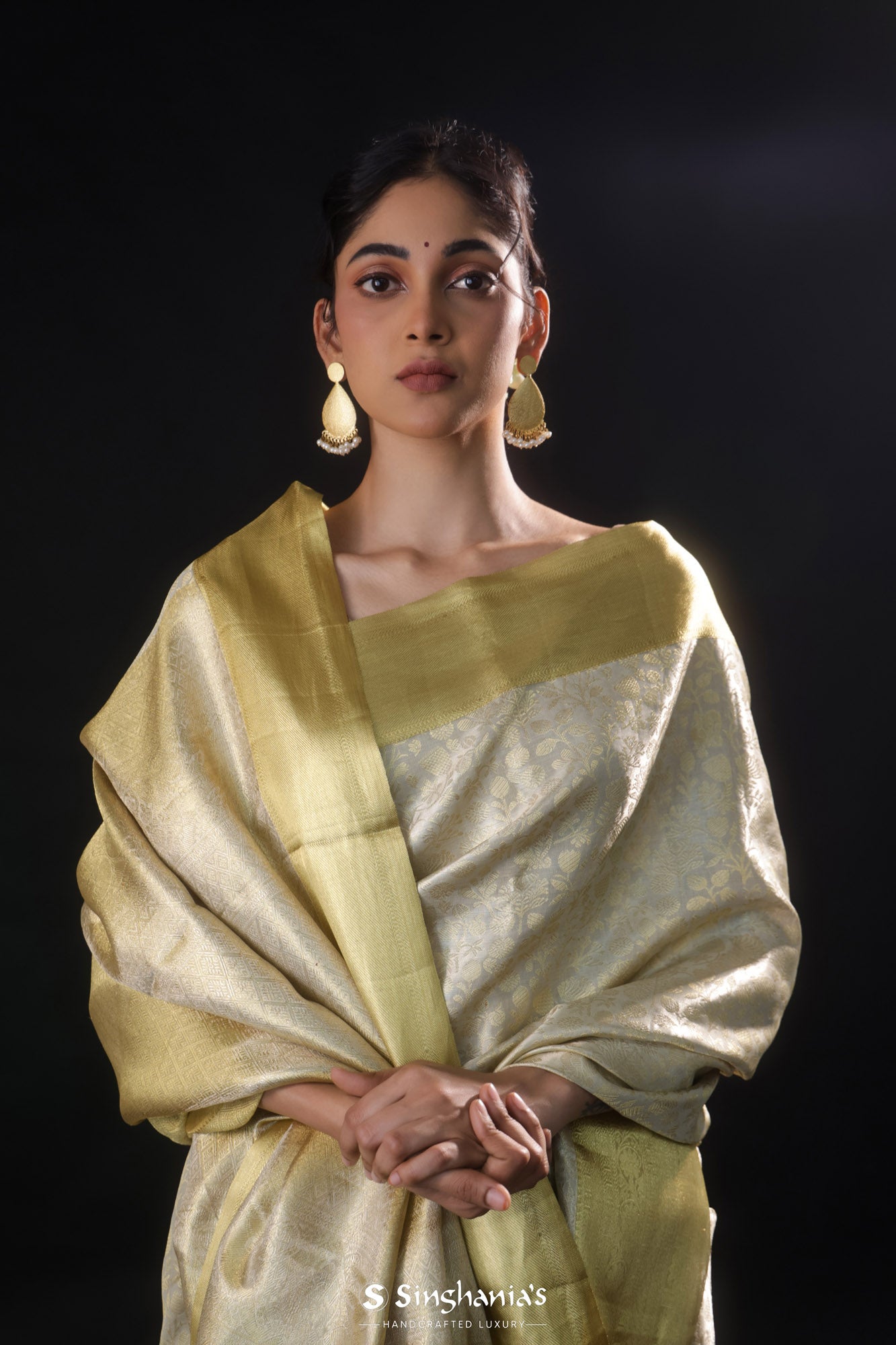 Pastel Off-White Tissue Kanjivaram Silk Saree With Jaal Weaving