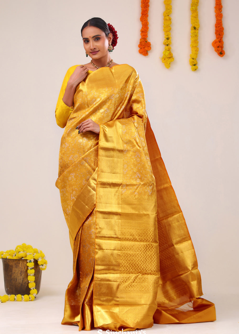 Autumn Gold Floral Jaal Kanjivaram Silk Saree