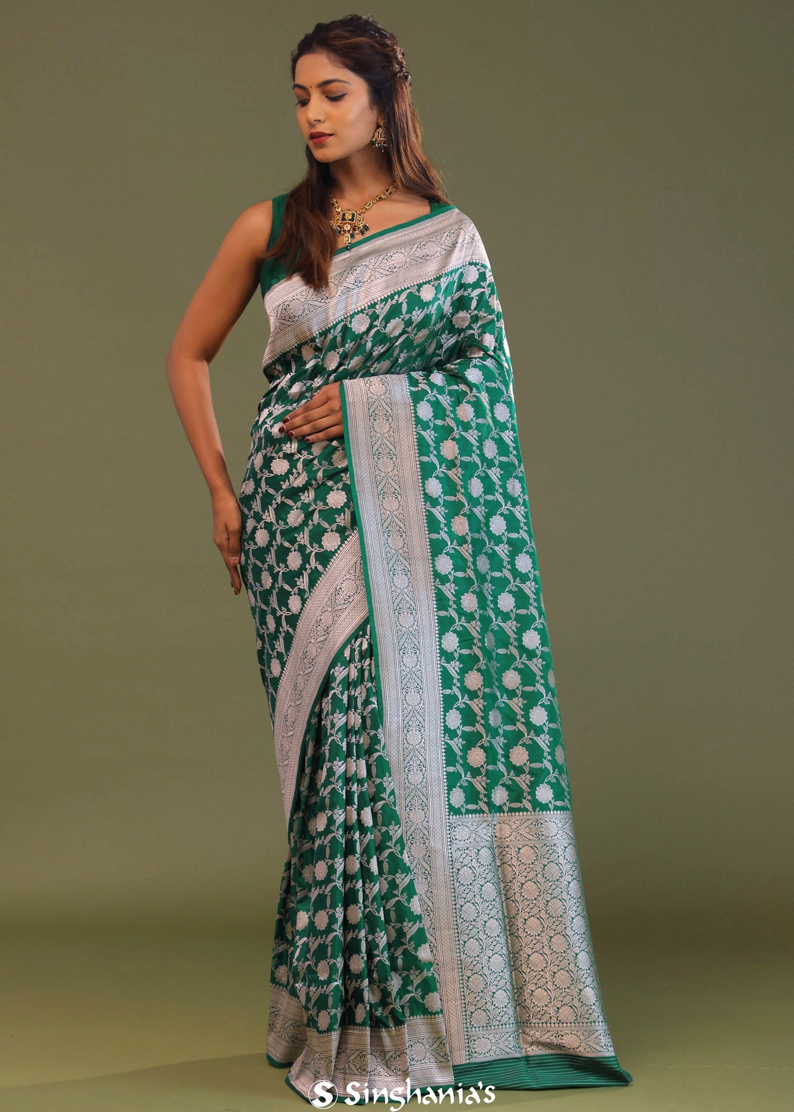 Dark Green Banarasi Saree With Leaf Jaal