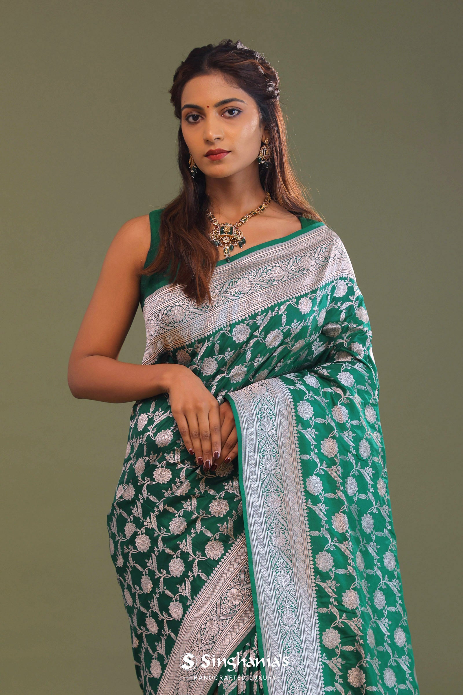 Dark Green Banarasi Saree With Leaf Jaal