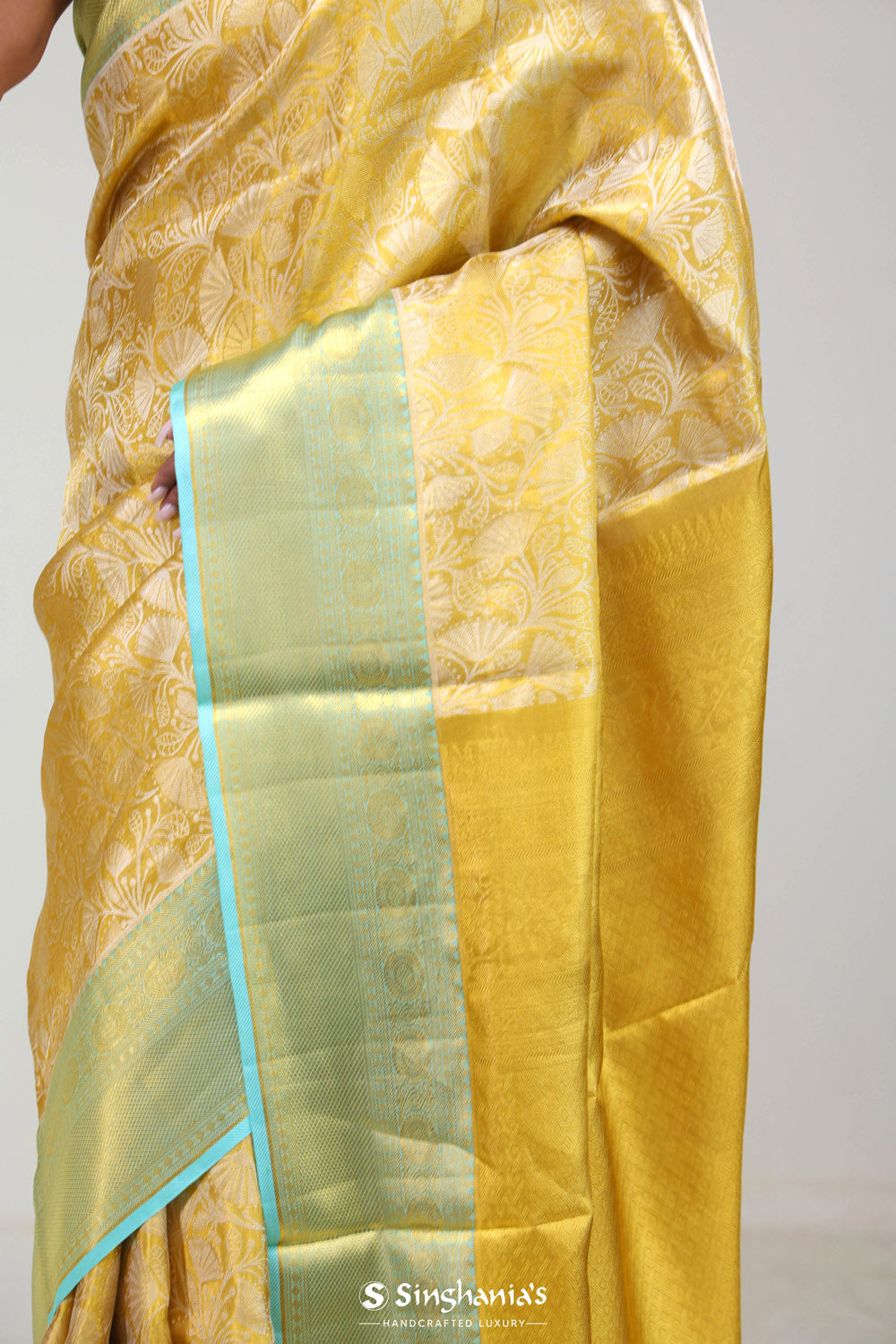 Light Gold Jaali Kanjivaram Silk Saree