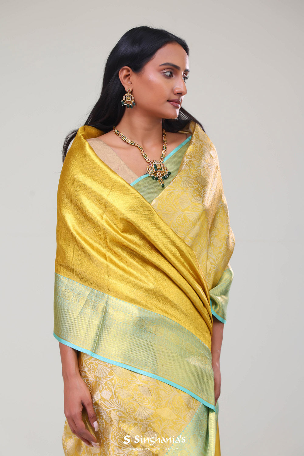 Light Gold Jaali Kanjivaram Silk Saree