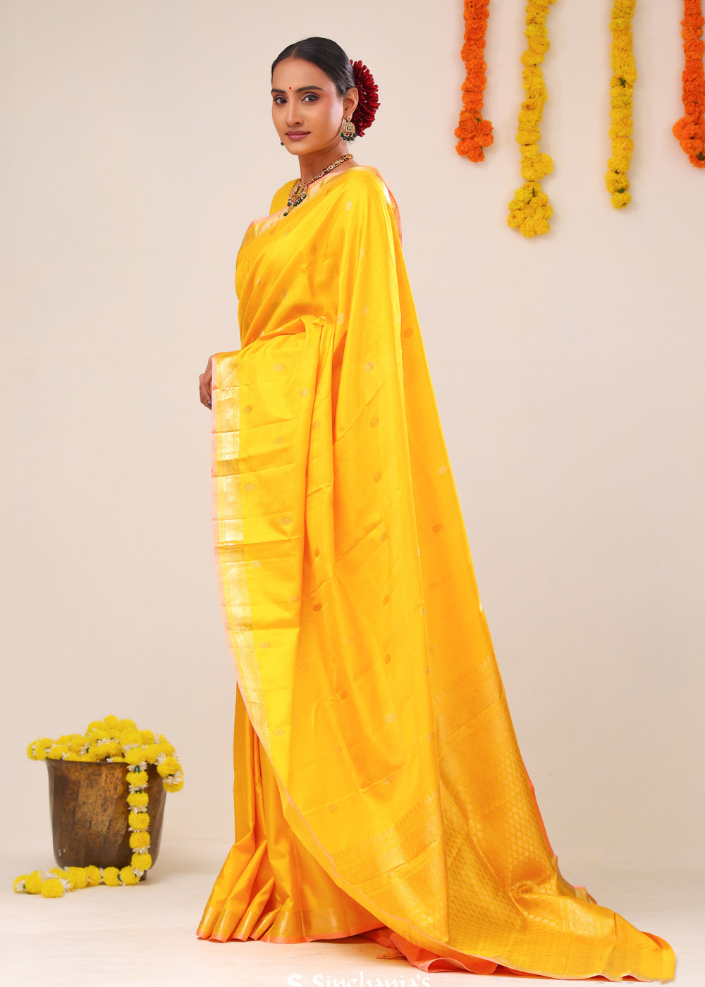 Vibrant Yellow Butti Kanjivaram Silk Saree
