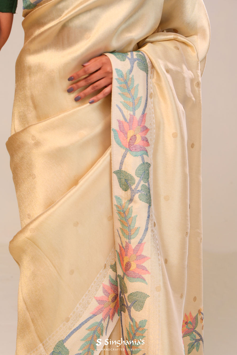 Light Gold Tissue Saree With Threadwork Embroidery