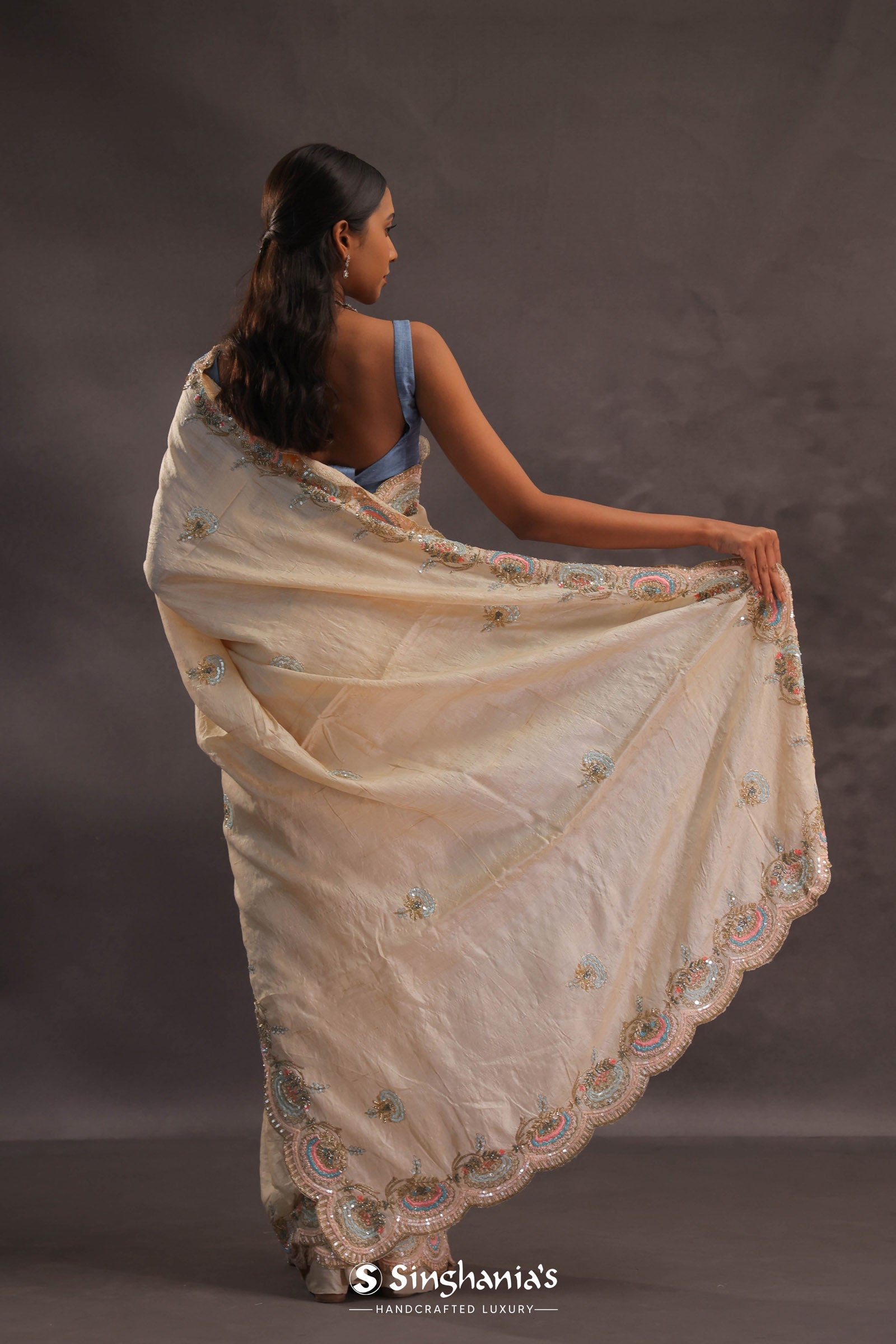Cream Organza Embroidery Saree With Scallop Border