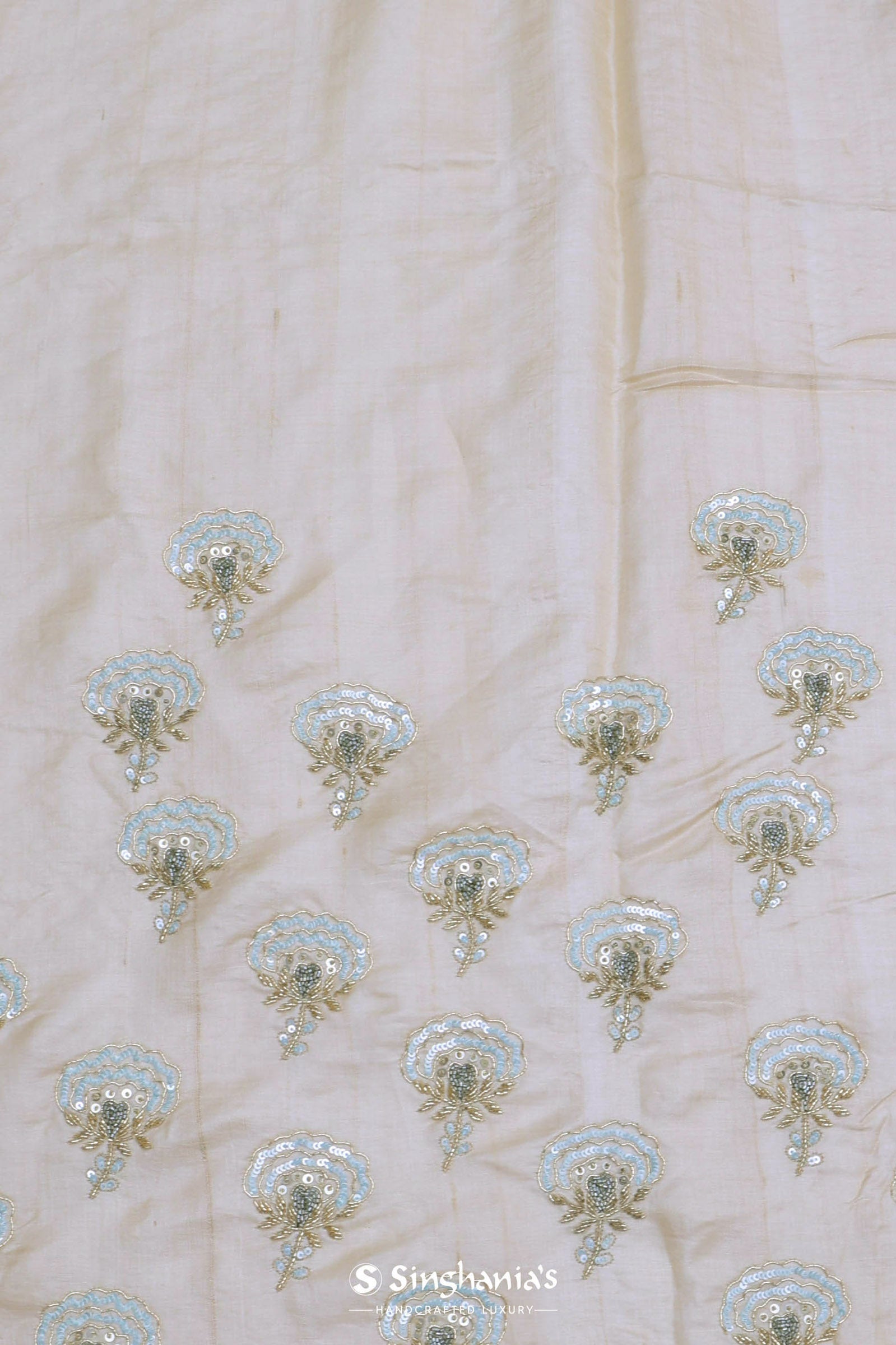Cream Organza Embroidery Saree With Scallop Border