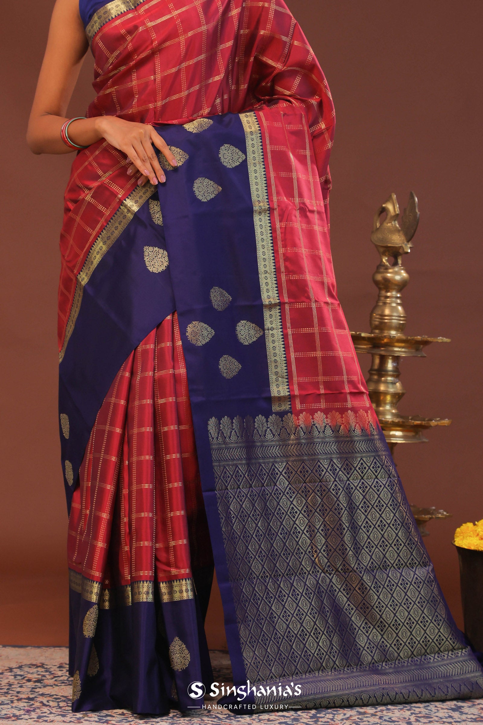 Red Kanjivaram Saree With Dark Indigo Contrast Border