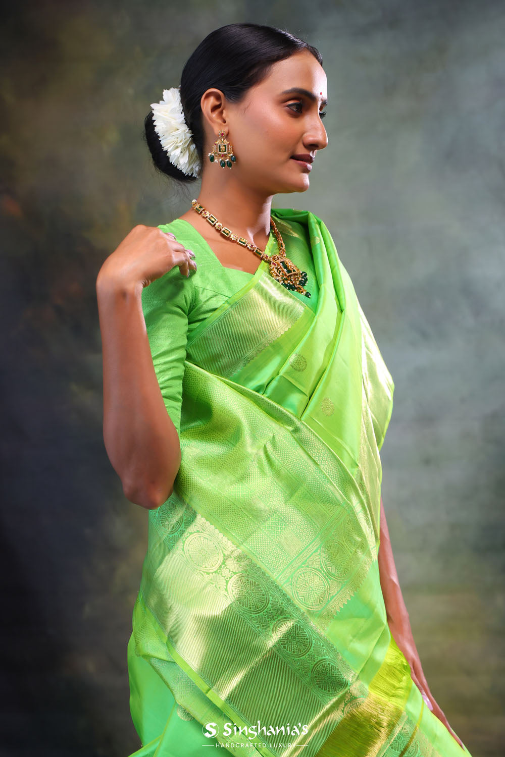 Paris Green Butti Kanjivaram Silk Saree