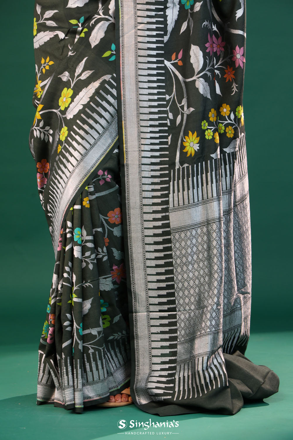 Feldgrau Green Banarasi Tussar Saree With Floral Jaal