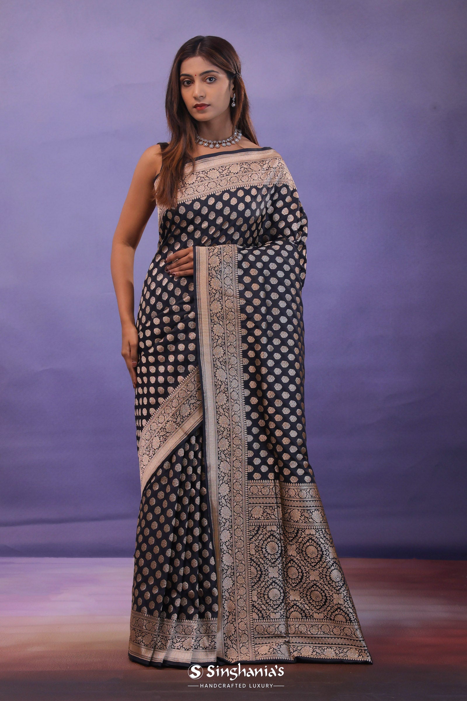 Black Banarasi Silk Saree Gold Zari Border And Butti'S