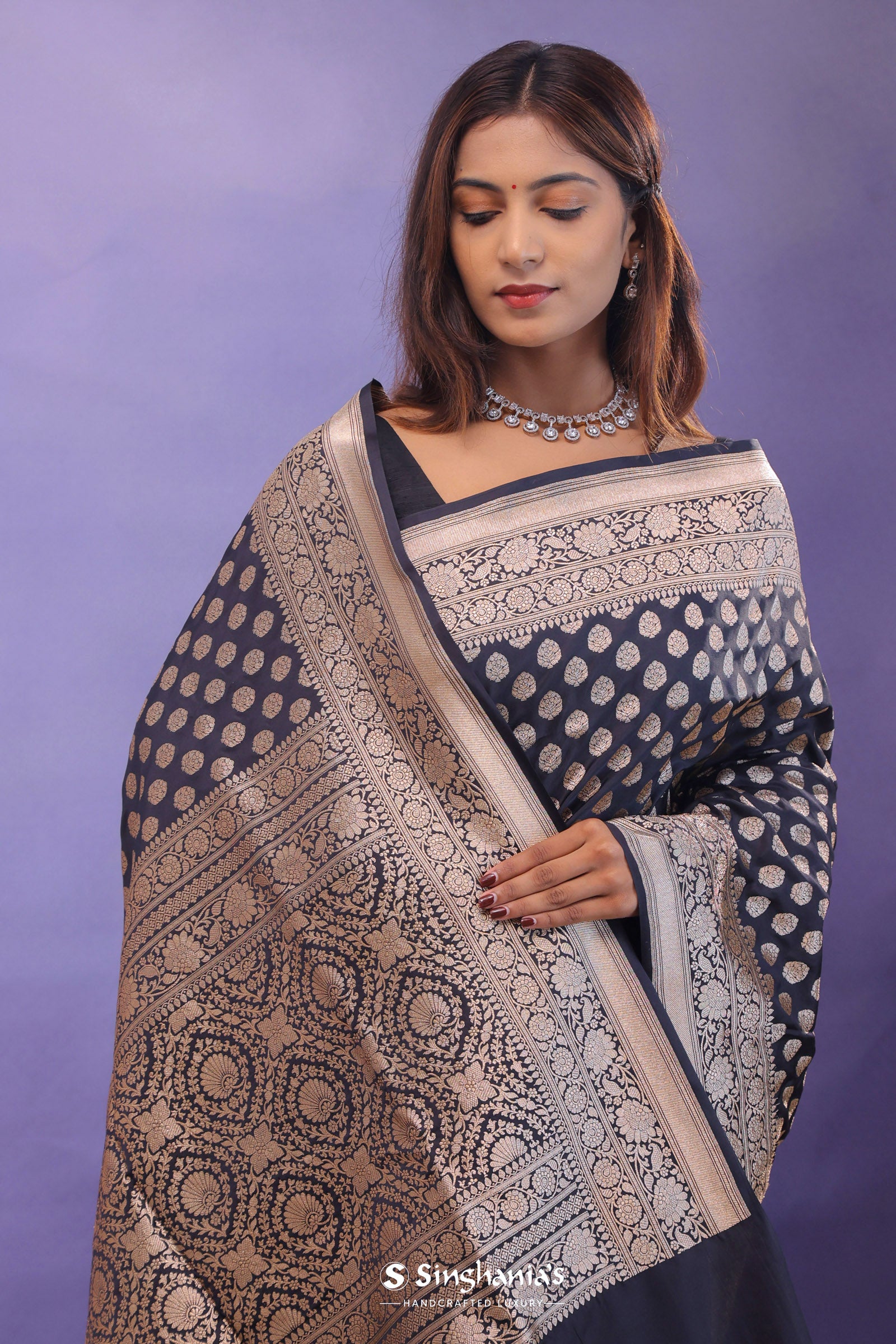 Black Banarasi Silk Saree Gold Zari Border And Butti'S