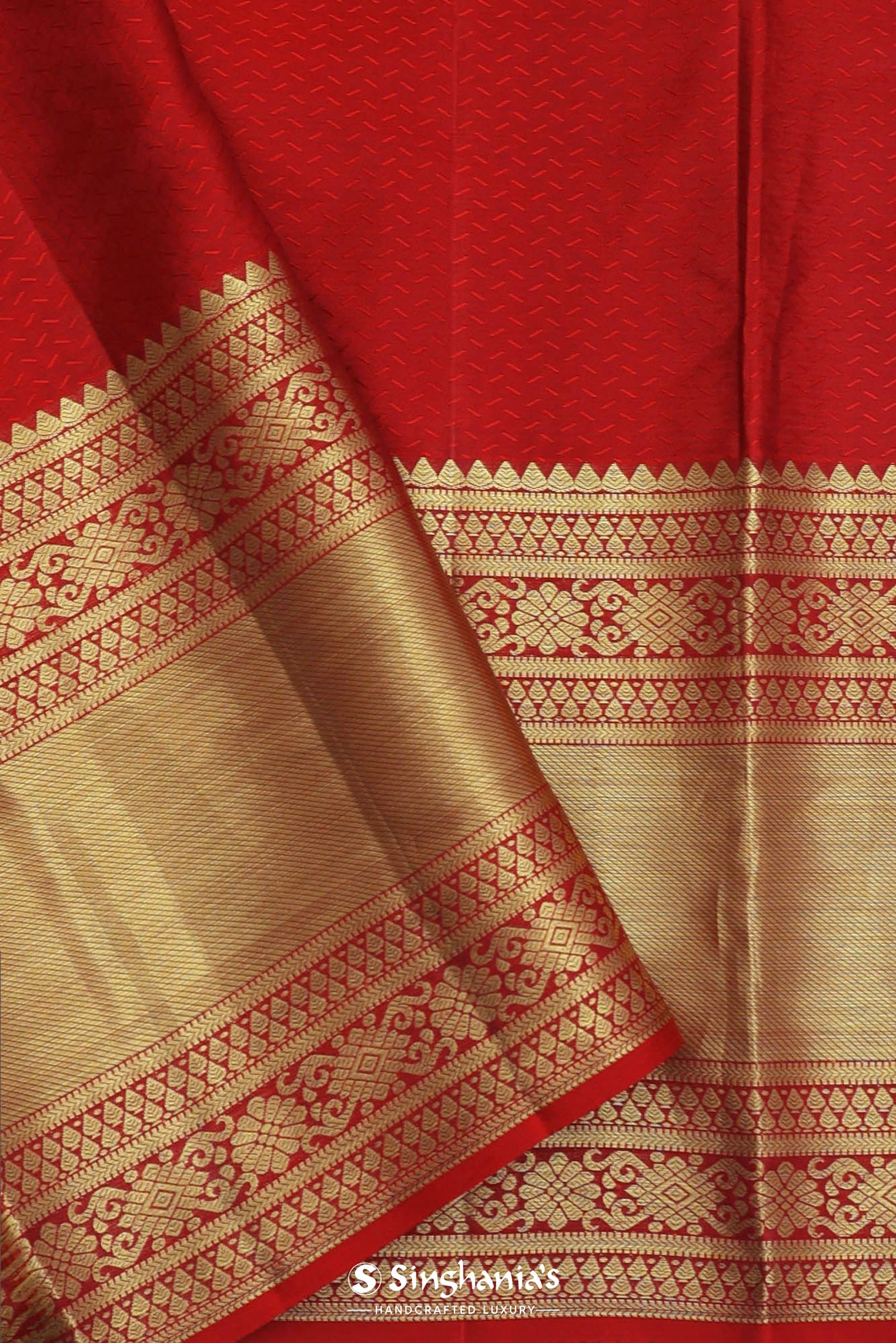 Bottle Green Kanjivaram Saree With Gold Zari Border