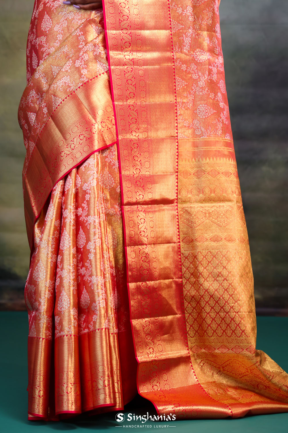 Red Gold Ogival Kanjivaram Silk Saree