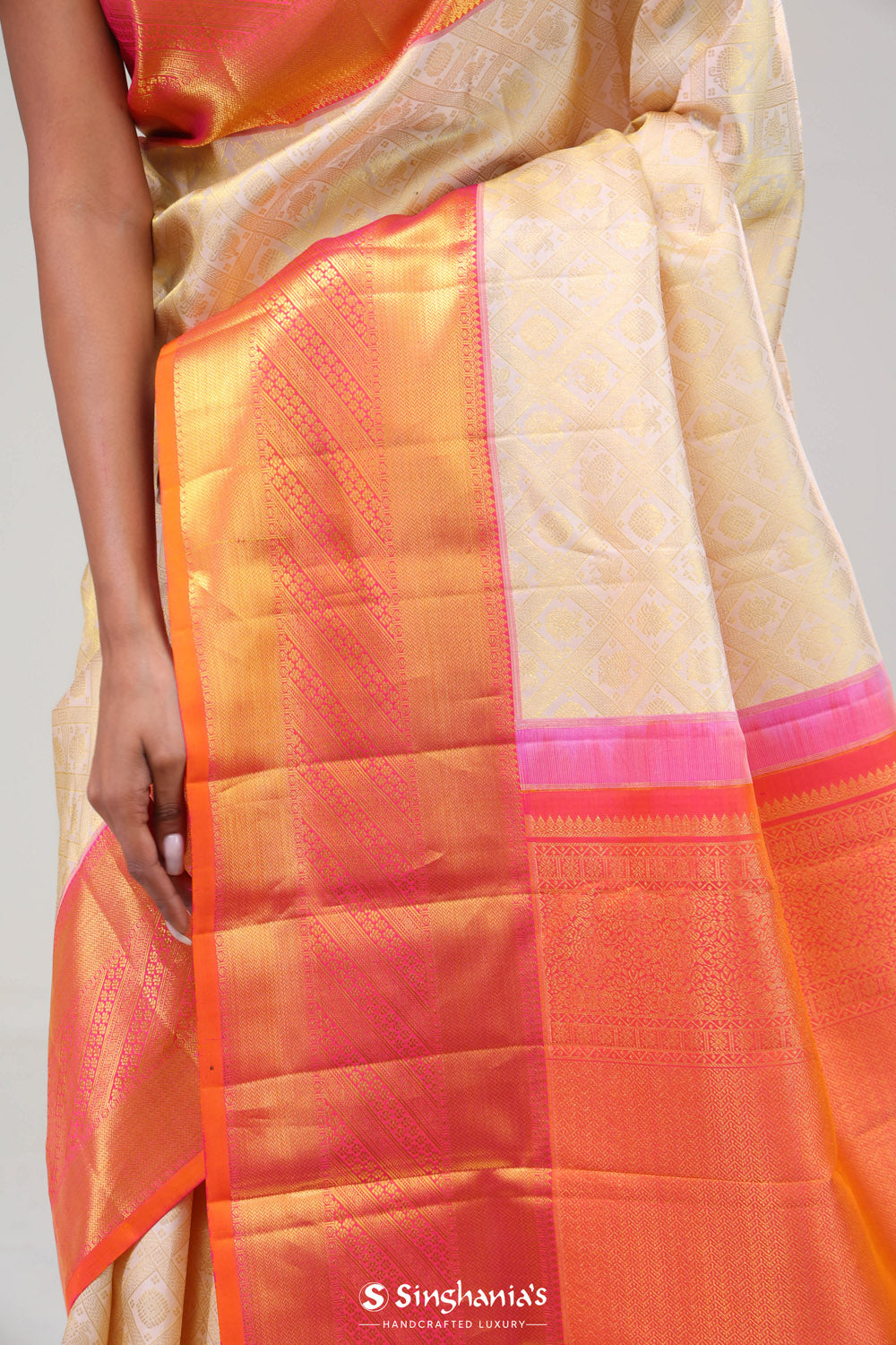 Seashell White Jaal Kanjivaram Silk Saree