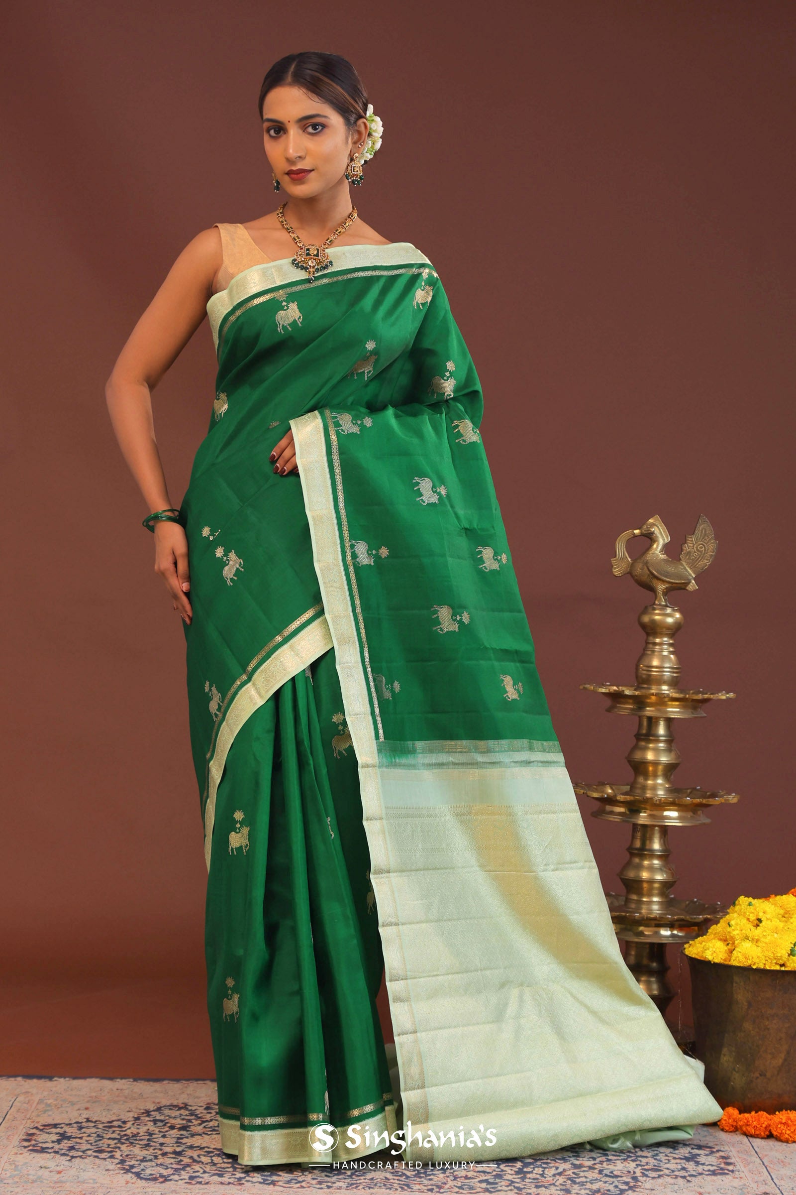 Bottle Green Kanjivaram Saree With Pistachio Border