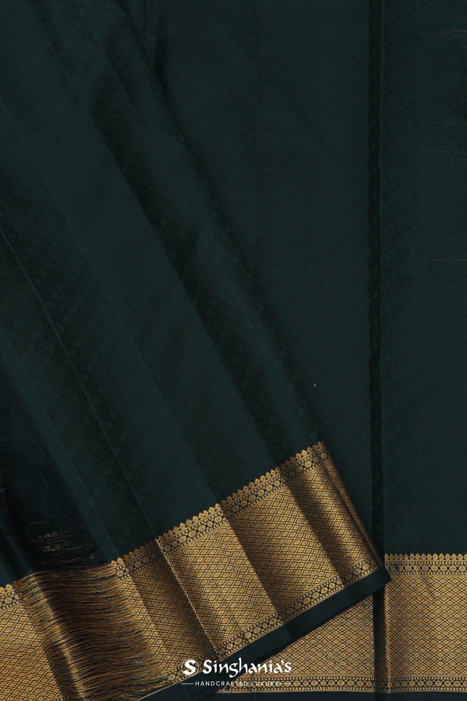 Dark Green Kanjivaram Saree With Leaf Jaal And Gold Zari Border