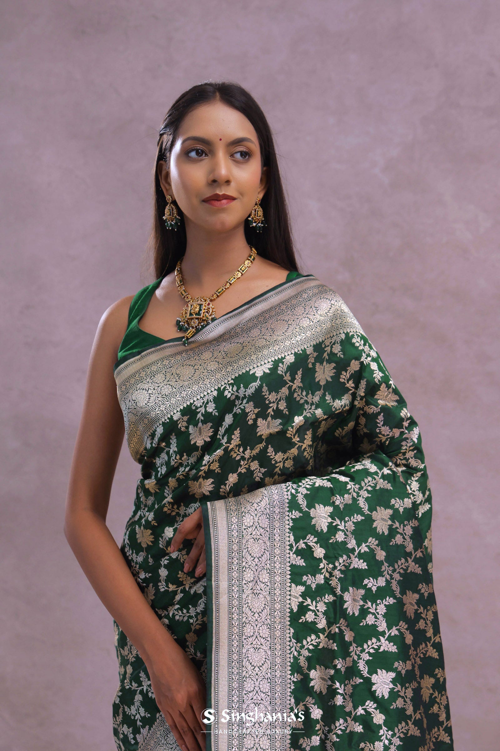 Dark Green Banarasi Silk Saree With Contrast Border