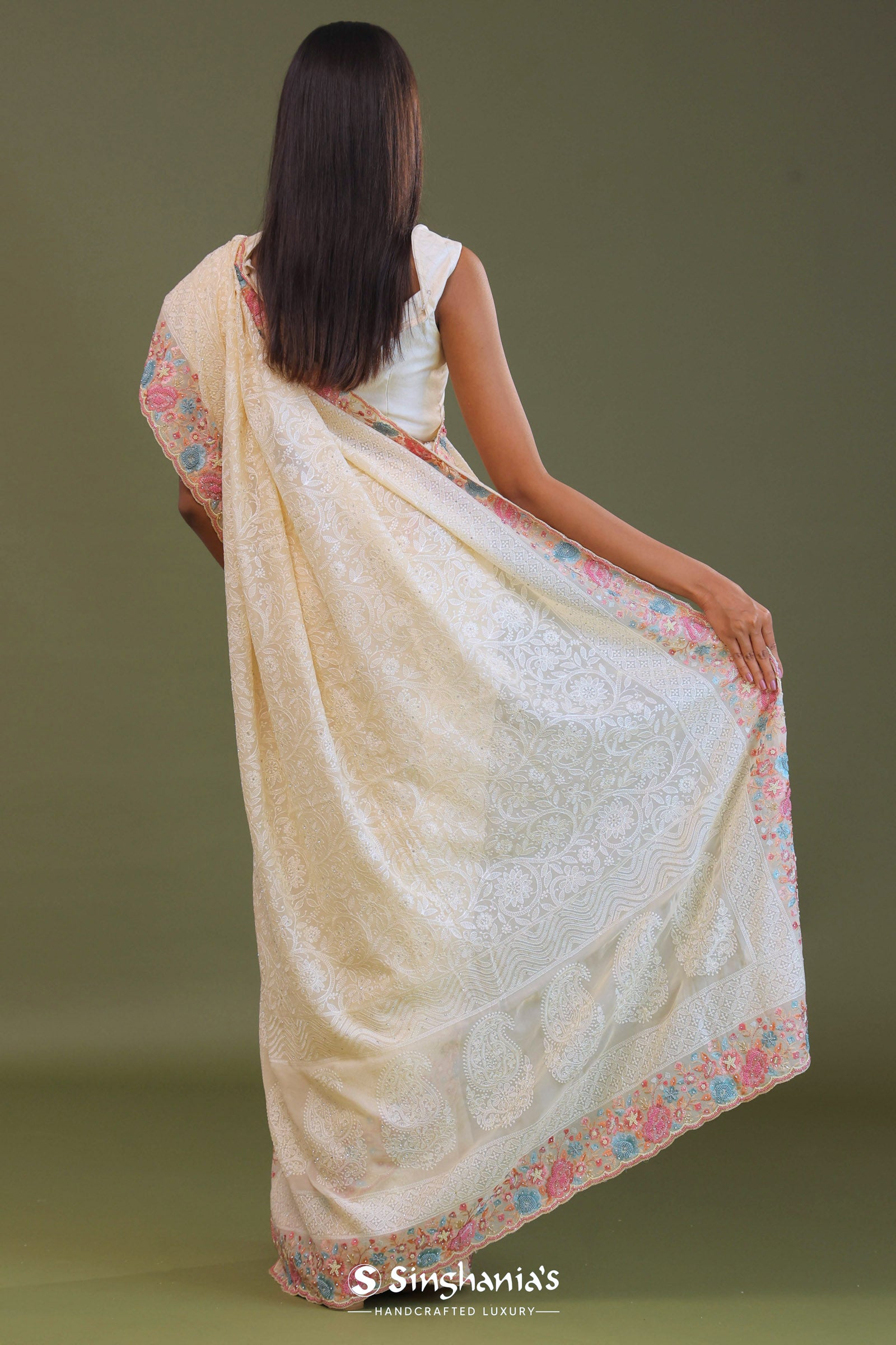 Cream Georgette Embroidery Saree With Scallop Border