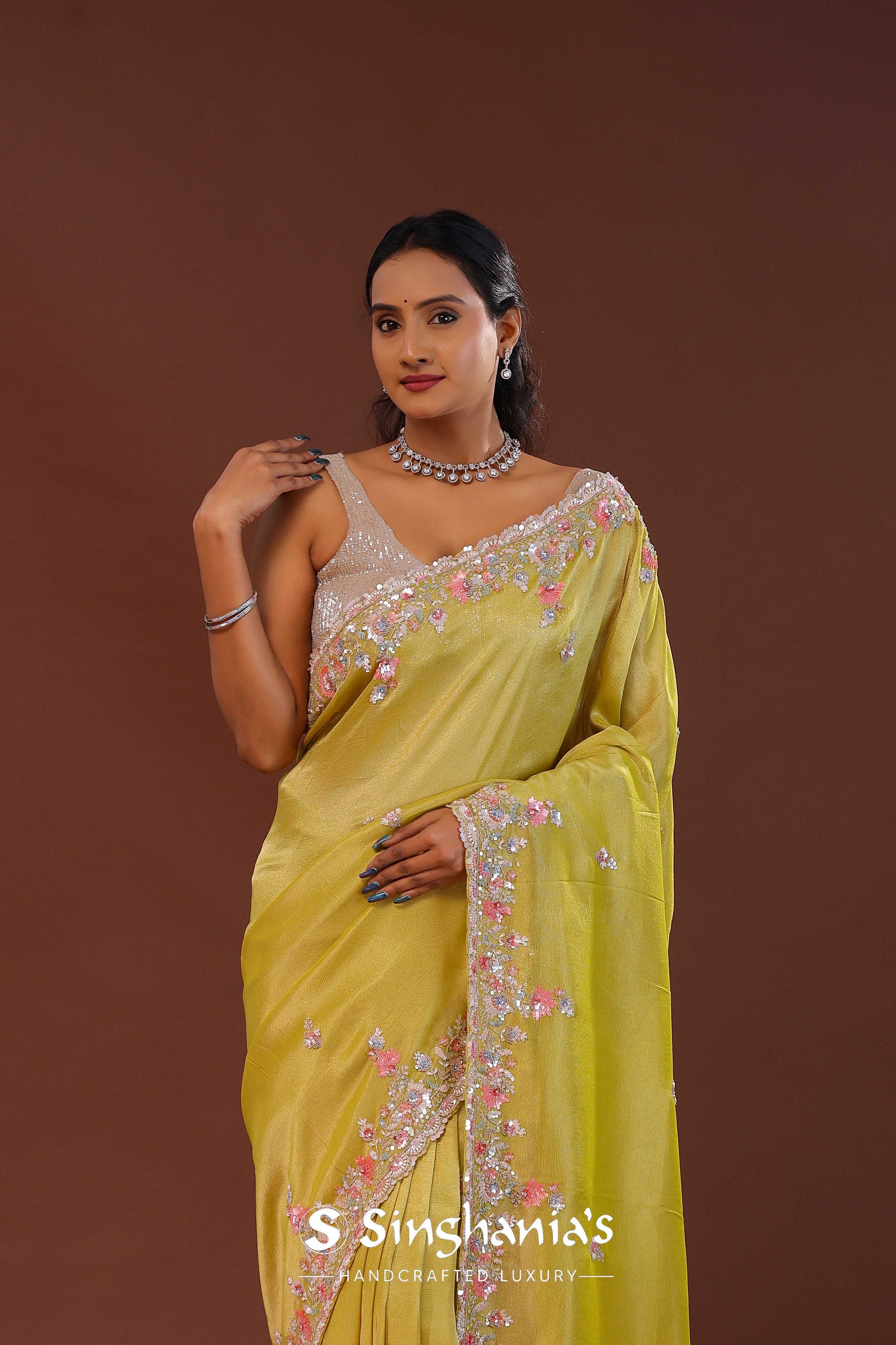 <img> Slime Green Georgette Tissue Saree With Scallop Border