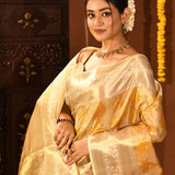 Yellow-Gold With Checked Zari Weave Pallu Kanjivaram Silk Saree