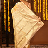 Yellow-Gold With Checked Zari Weave Pallu Kanjivaram Silk Saree