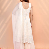 Off-White Georgette Thread Embroidered Kurta Set