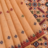 Peach Woven Floral Butti Linen Silk Banarasi Saree With Patola Geometric Pallu