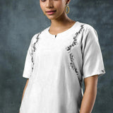 Off- White Rayon Kurta Set With Slit Neckline
