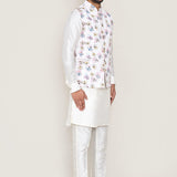White Cotton Jacket With Threadwork