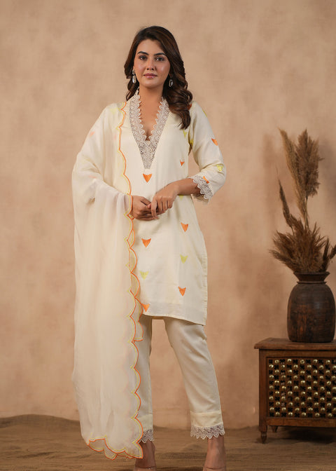 <img> Off White Russian Silk Embroidered Kurti Set