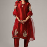 Maroon Raw Silk Kurti With Pants And Net Dupatta