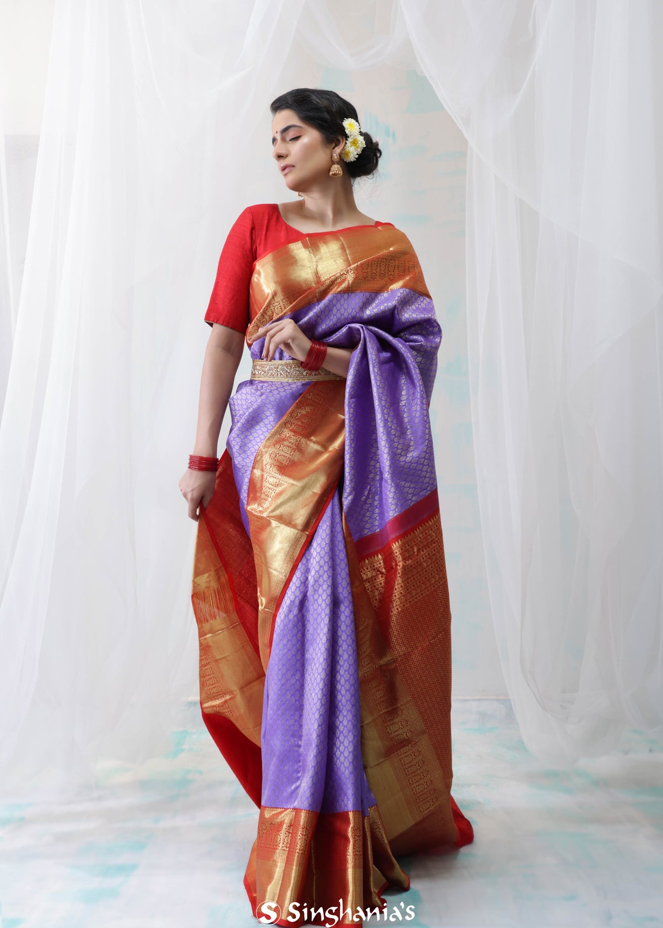 Medium Purple Kanjivaram Silk Saree With Floral Buttis Weaving