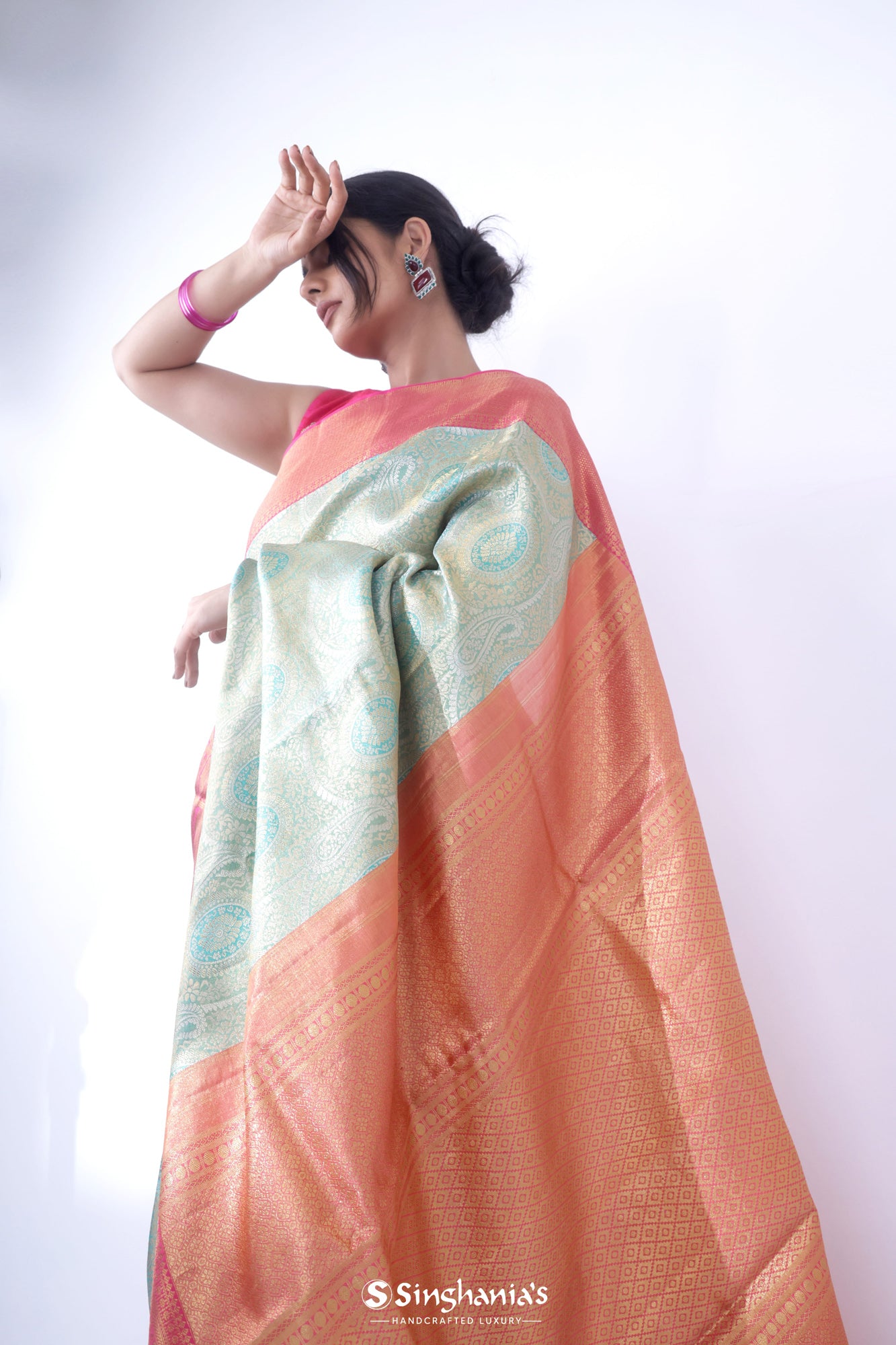 Light Turquoise Kanjivaram Silk Saree With Floral Paisley Weaving