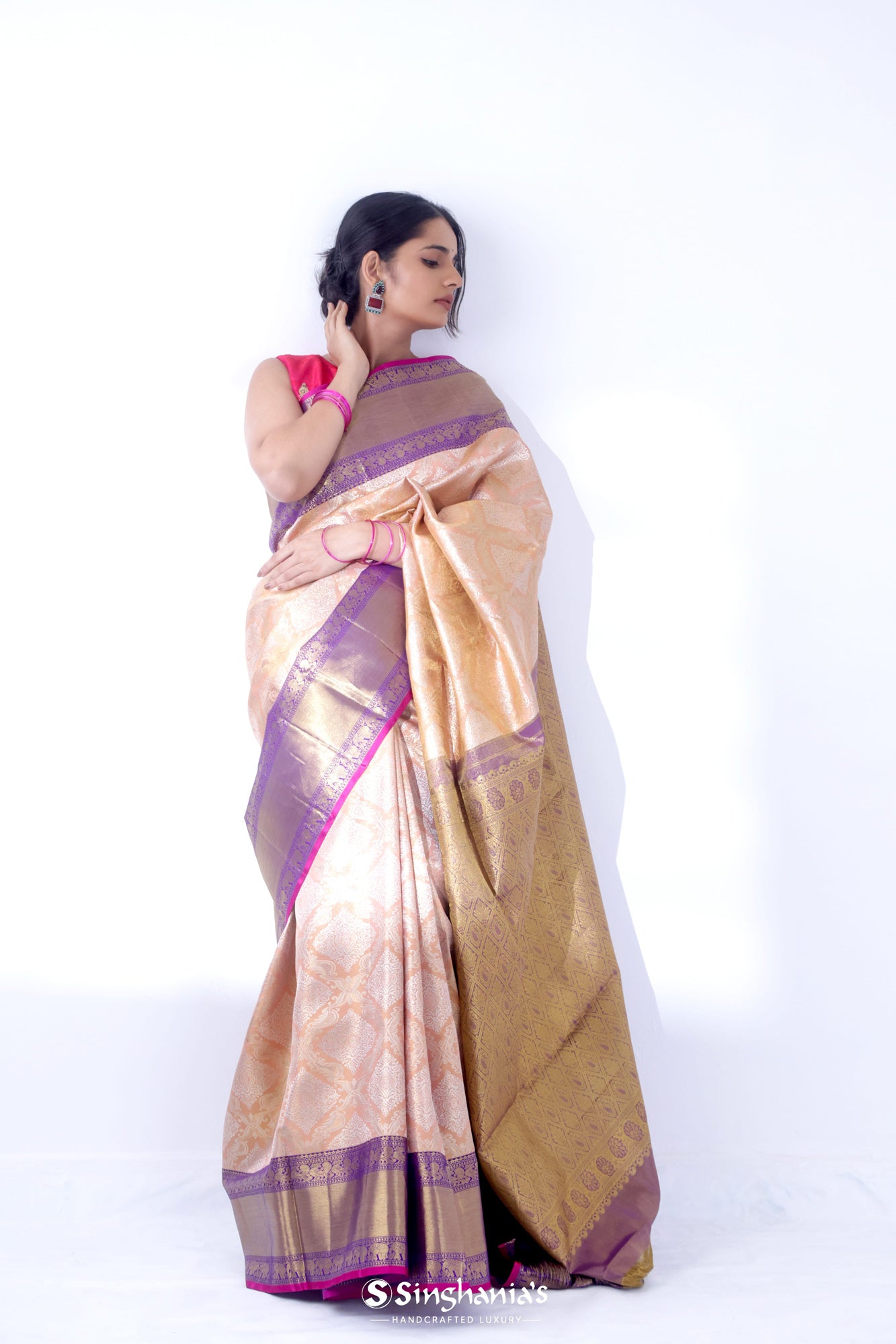 Salmon Peach Kanjivaram Silk Saree With Floral Buttas Weaving