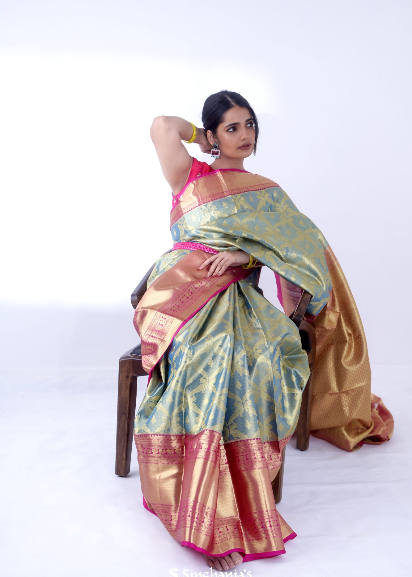 Steel Blue Dual Tone Kanjivaram Silk Saree With Peacock Weaving