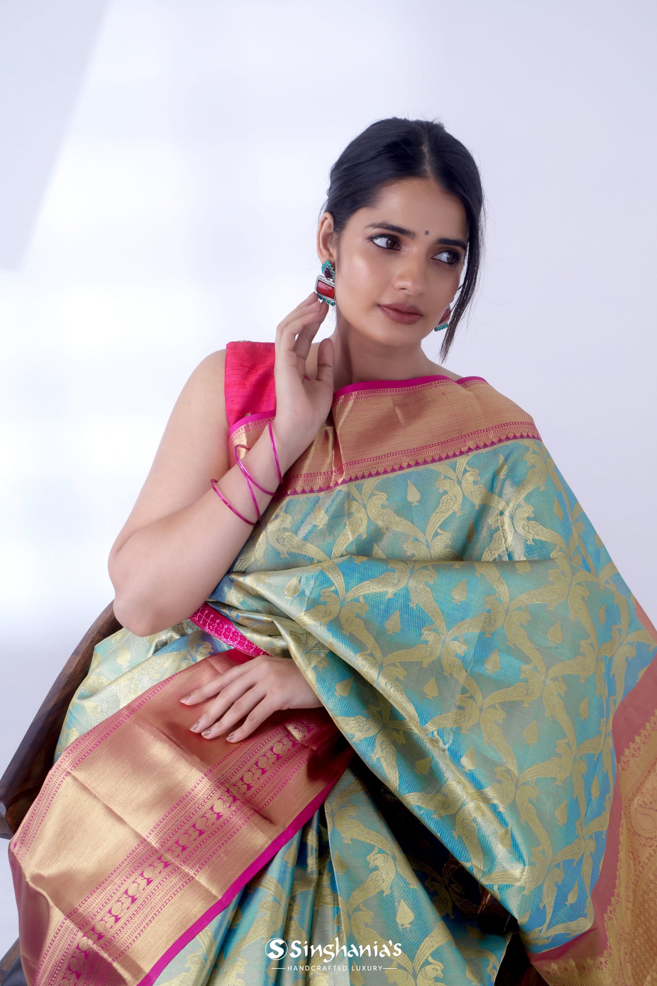Steel Blue Dual Tone Kanjivaram Silk Saree With Peacock Weaving