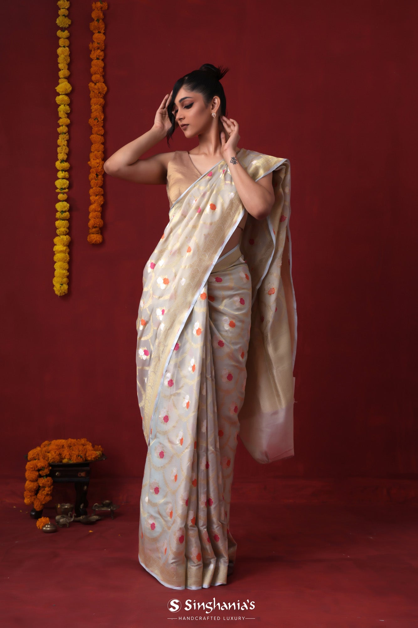 Ice Grey Tissue Banarasi Saree With Floral Jaal Weaving