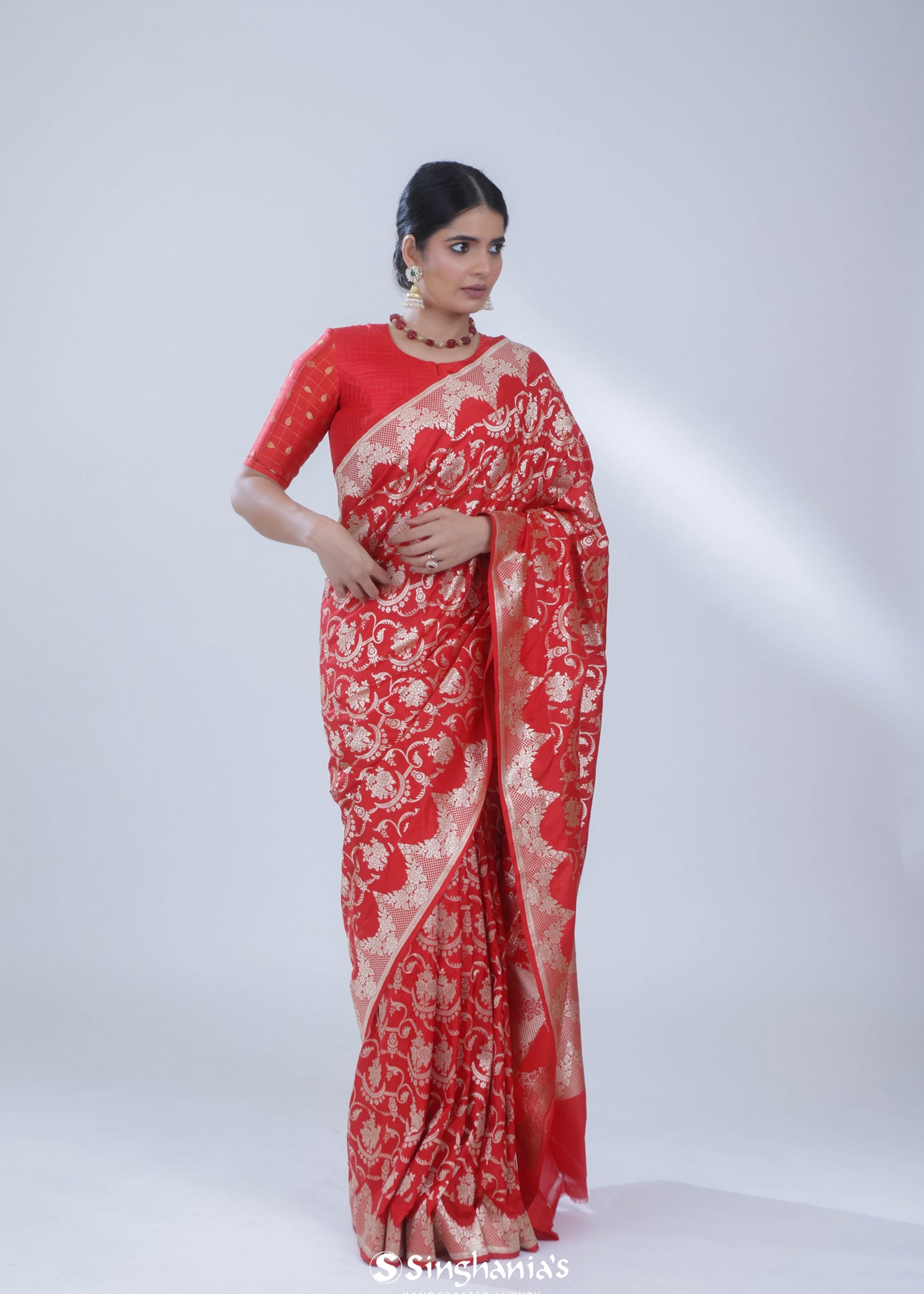 Chilli Red Banarasi Silk Saree With Floral Jaal Weaving