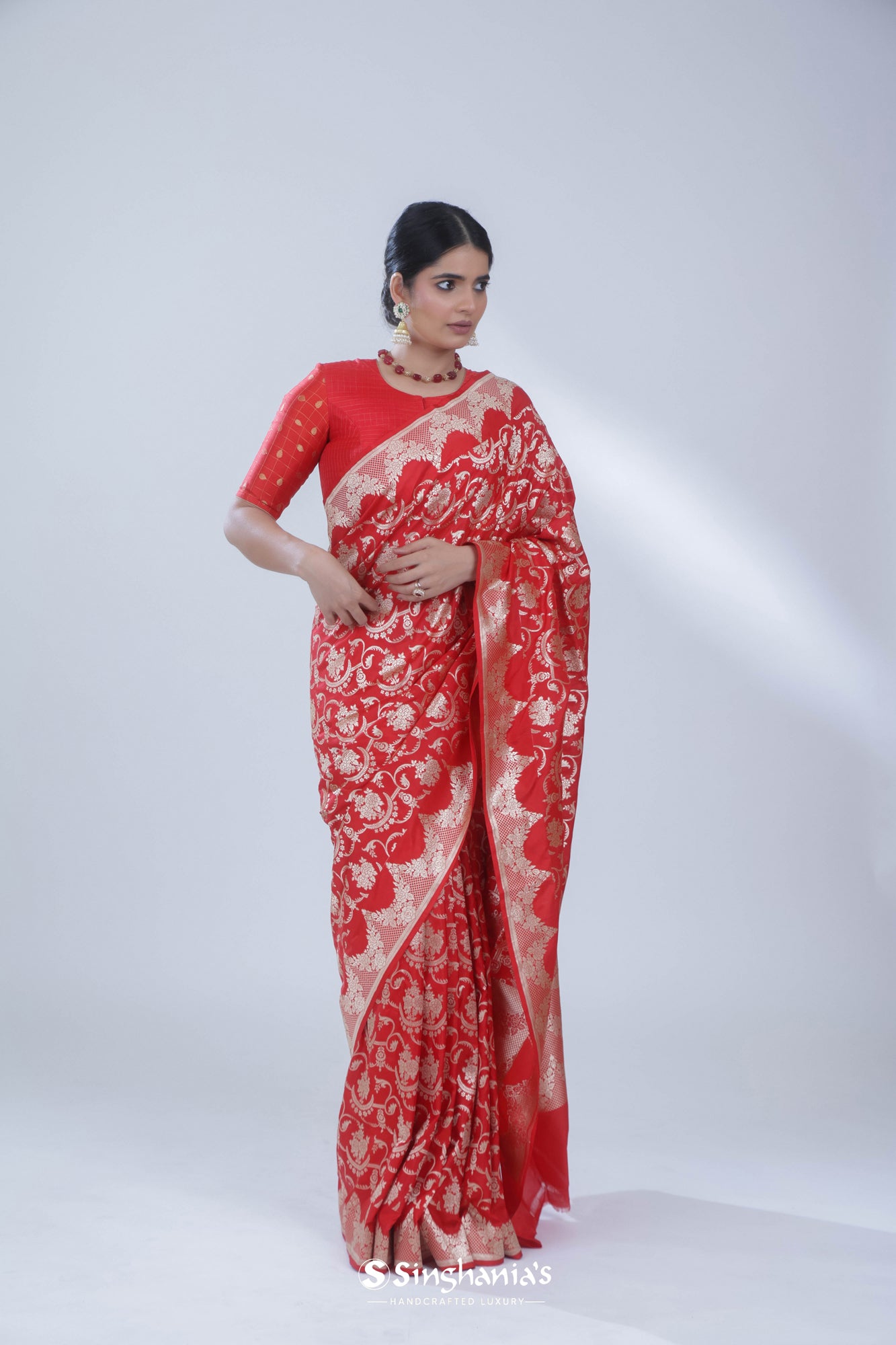 Chilli Red Banarasi Silk Saree With Floral Jaal Weaving