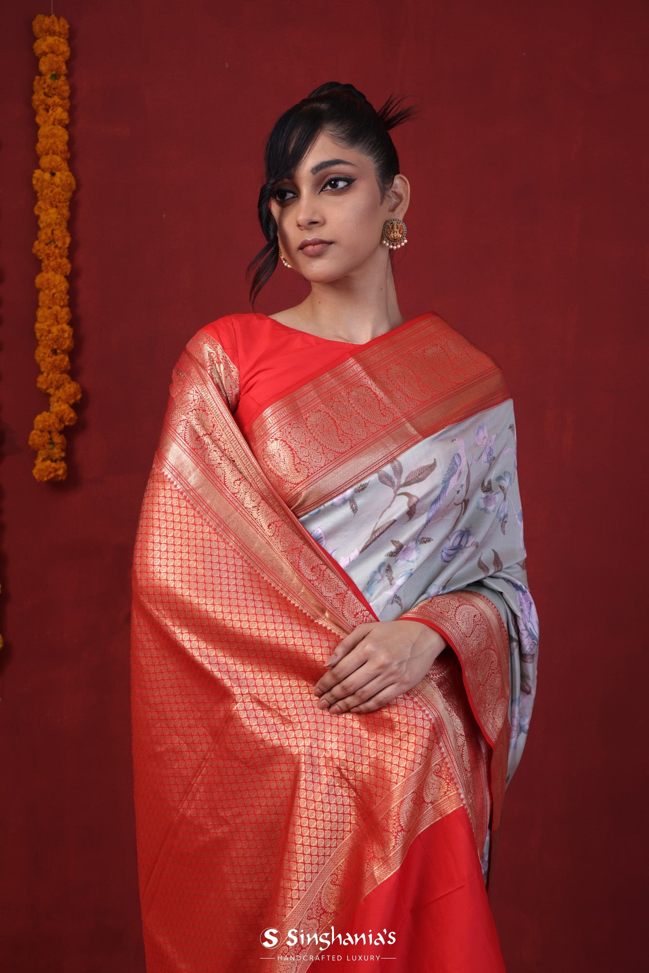 Ash Gray Printed Silk Saree With Kanjivaram Border